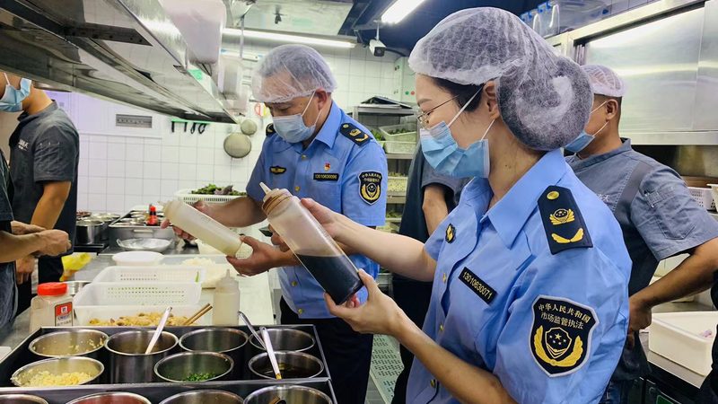 烘焙原料储存的关键容器选择**